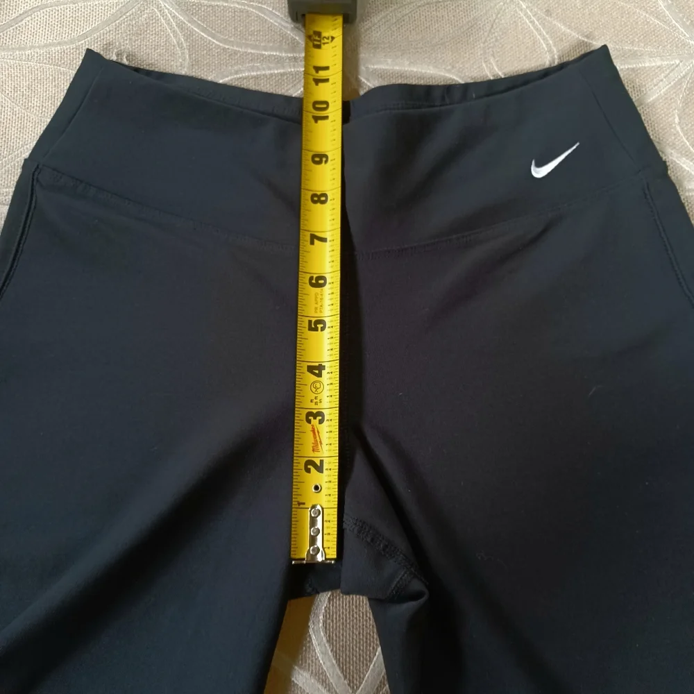 Nike Wide Leg Cropped Athletic Pants! - Picture 7 of 7